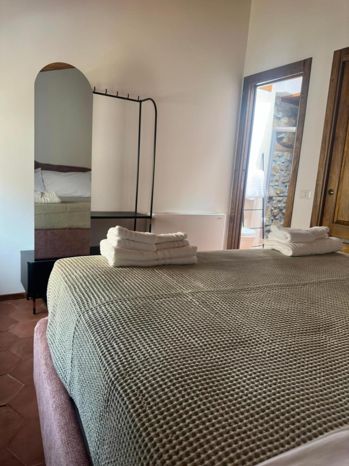 Bed and Breakfast La Mansarda Castellabate Exterior foto