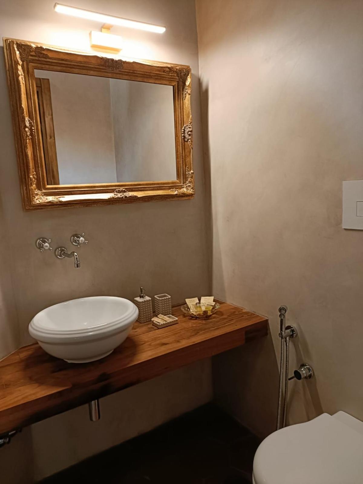 Bed and Breakfast La Mansarda Castellabate Exterior foto