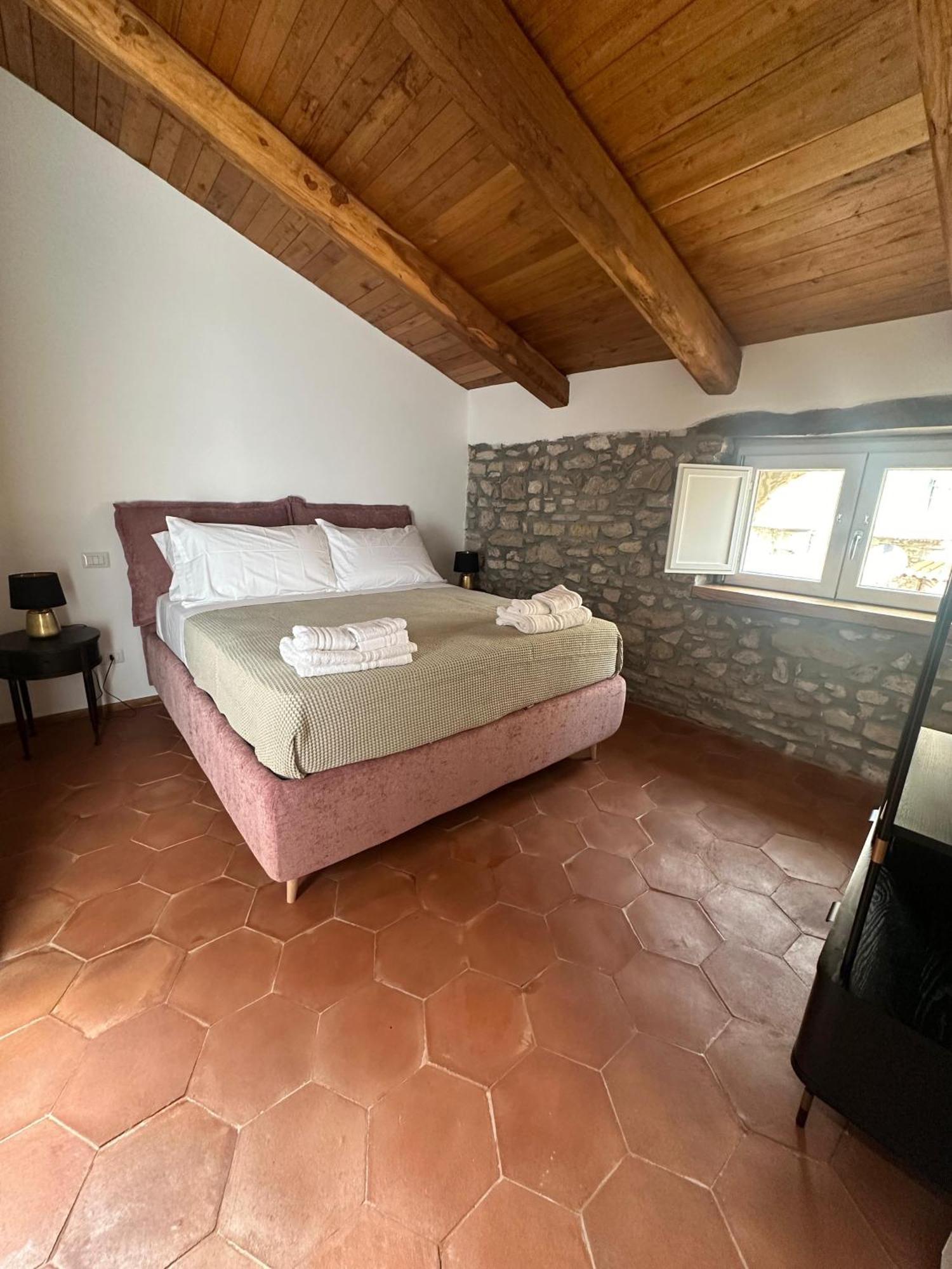 Bed and Breakfast La Mansarda Castellabate Exterior foto